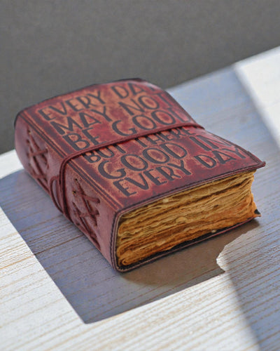 Dies Bona – kožený zápisník Nie každý deň môže byť dobrý