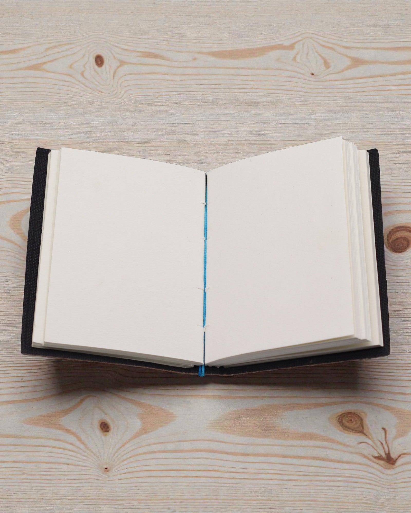 Kožený tlačený zápisník – Moje čakry sú poriadne zladené – 17.8×12.7 cm