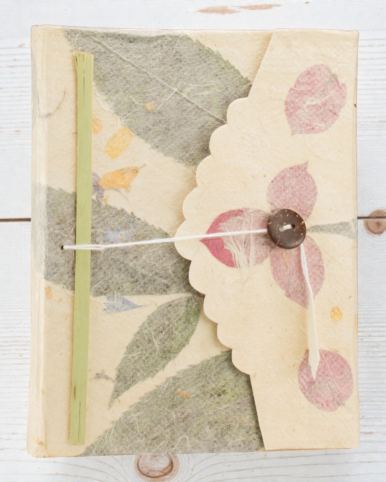 Med Lokta Bugenvilea Notebook veľký (15x12cm) – 45 listov