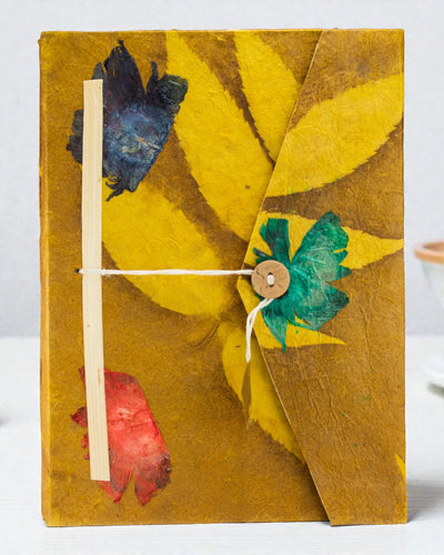 Veľký zápisník Lokta Odvážne kvety – olivový (45 listov, 21 x 15 cm)