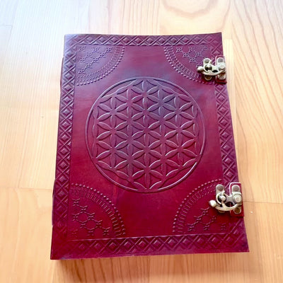 Kožený zápisník Mandala života veľký – ručne vyrazený Kvet života 25 × 33 cm