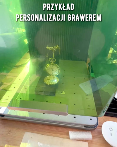 Vreckové hodinky zlatej farby v retro štýle s možnosťou gravírovania