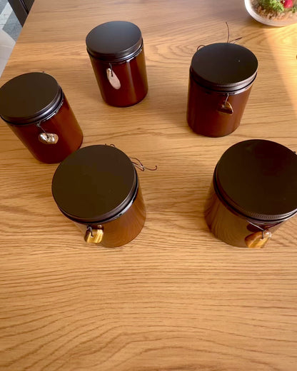 Intenčná sviečka Tigria sila – Sebavedomie a prosperita, 250 ml, možnosť personalizácie viečka na darček