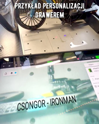 Miniatúrny model triatlonového bicykla „SpeedStorm 1.2“ personalizácia gravírovaním na darček