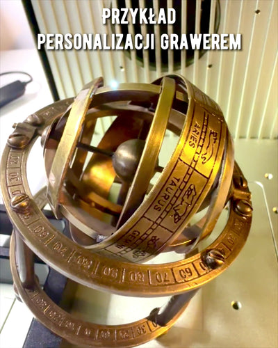 Astronomické hodiny „Kosmická Harmónia“ - možnosť personalizácie gravírovaním