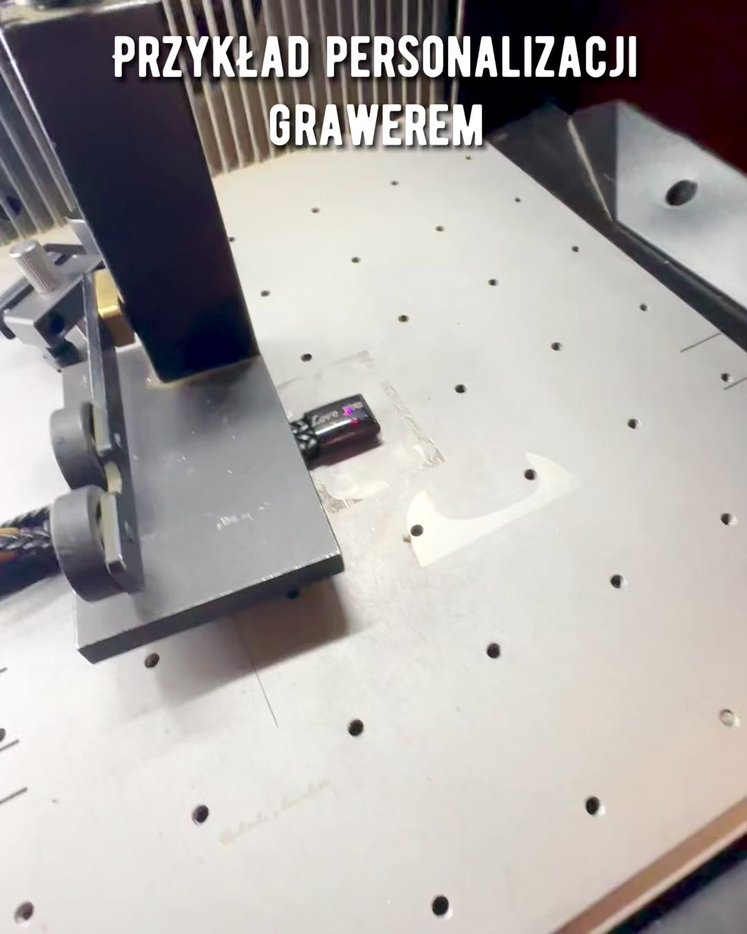 Pánsky náramok Magnetic Love – kožený s možnosťou personalizácie gravírovaním na darček