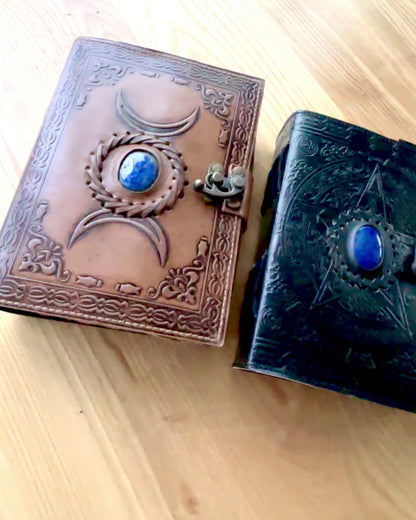 Prémiový Denník, Antický vzor, Kožený Zápisník "Magická Kronika" 200 strán, 2 varianty na výber, personalizácia gravírovaním