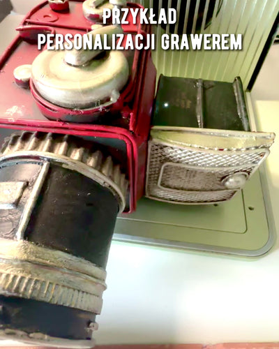 Dekoratívna figúrka "Retro Kamera Keystone" s možnosťou gravírovania