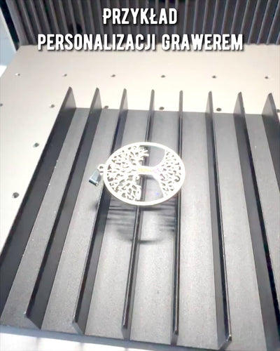 Náhrdelník "Strom Života" z Nehrdzavejúcej Ocele - personalizácia gravírovaním, 2 farebné varianty