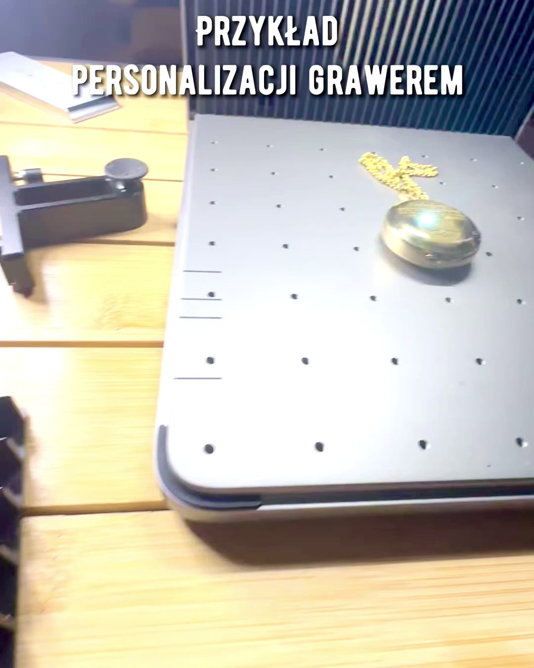 Zlatý kompas "Przygoda" – Elegantný navigátor objavov