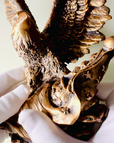 "Władca Wiatrów" - Retro Socha Orla v Štýle Vintage s Možnosťou Gravírovania