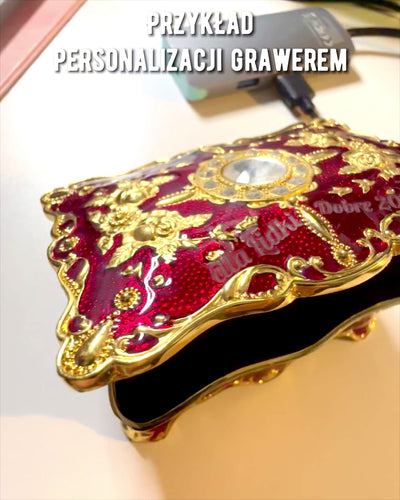 Skrinka, Organizér na Šperky v Štýle Vintage – Kovová Skrinka na Poklady s Ozdobnými Prvkami