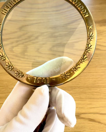 Mosadzná lupa Navigator 1941 s koženým puzdrom – ručne vyrobená, prémiová, možnosť personalizácie ako darček