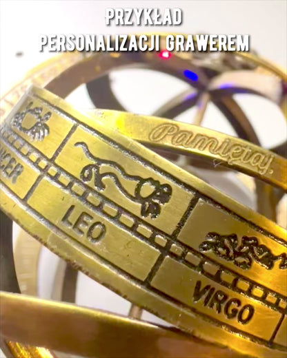 Astronomické hodiny „Kosmická Harmónia“ - možnosť personalizácie gravírovaním