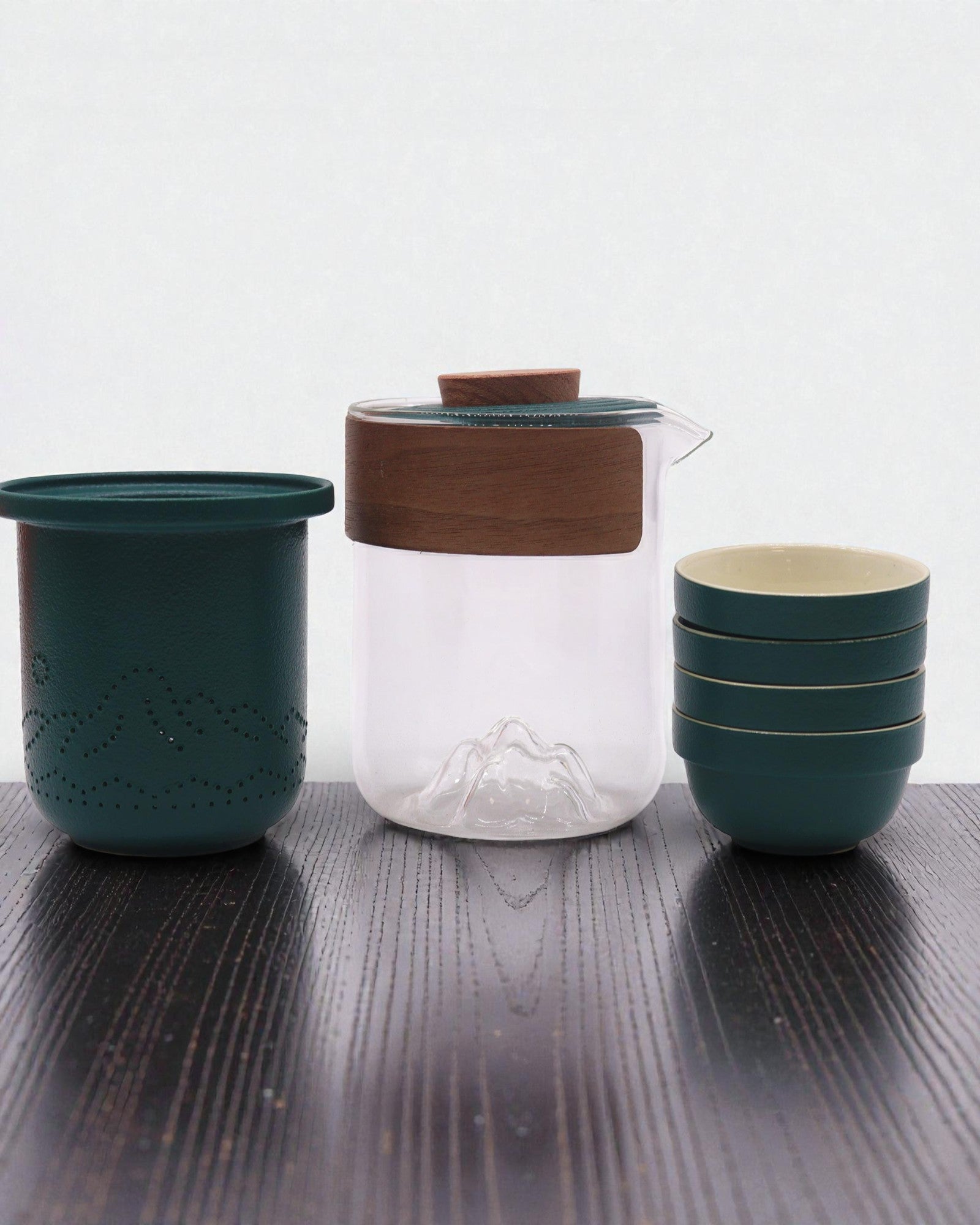 Horská výprava – turistická čajová súprava so 4 šálkami